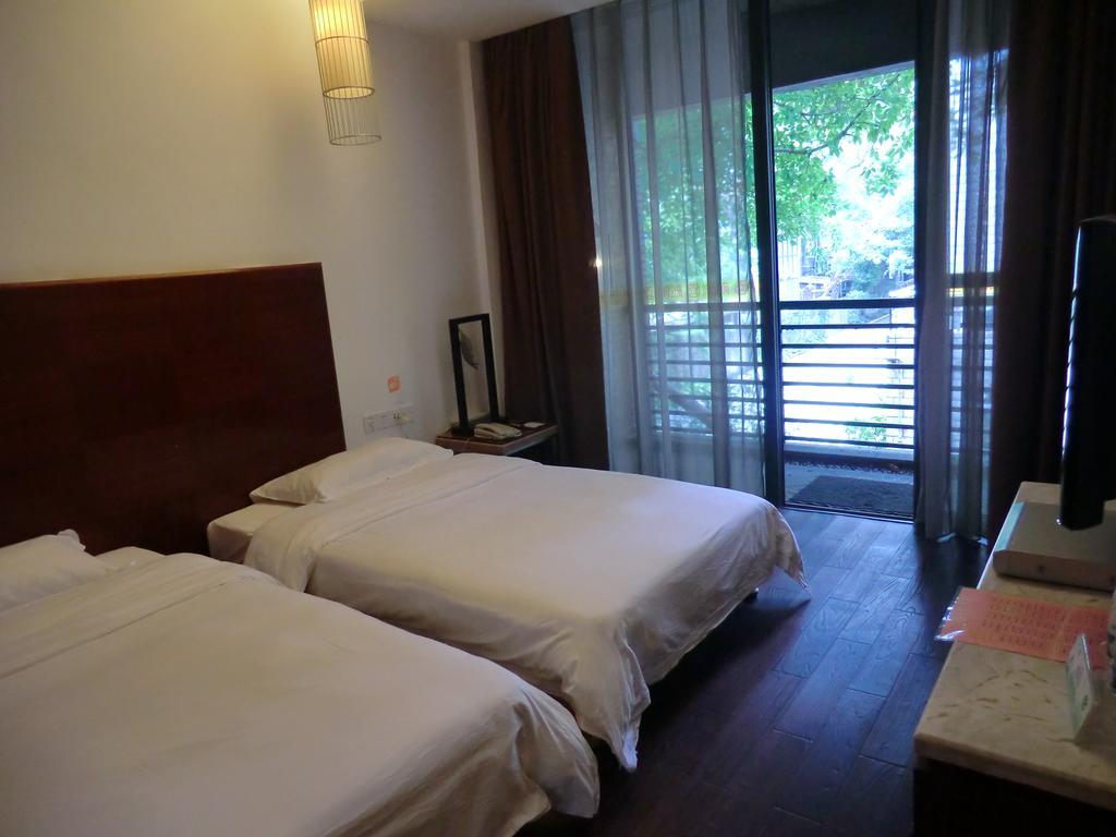 Guangzhou Fangyuan Hotel - - Free Shuttle Bus To Canton Fair Complex During 14Th Apr To 4Th May Exterior photo